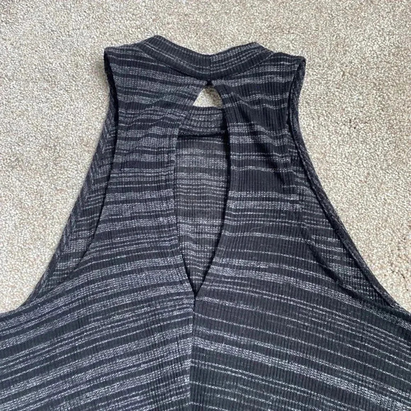 Express One Eleven Knit Sleeveless Striped Halter Top Open Back Black Gray S - Picture 6 of 6